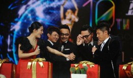 何炅爆料金鹰节视频全集